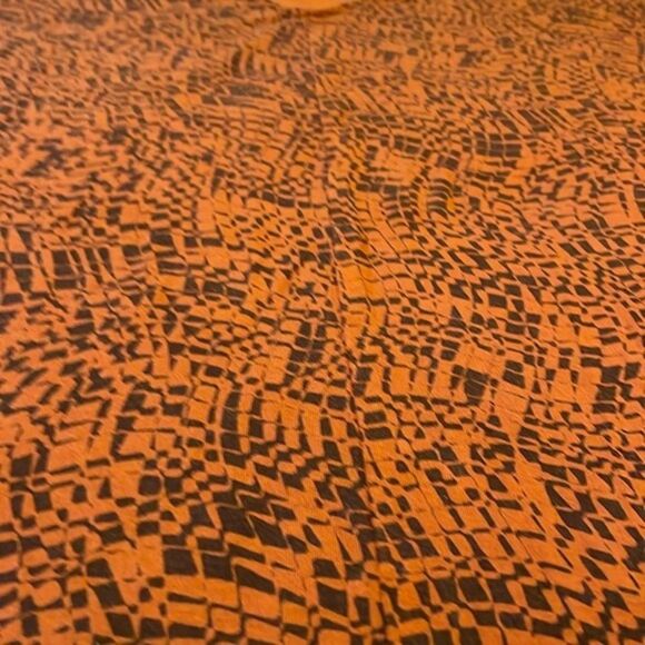 Garnet Hill- Green Cotton Brown & Black Square Pattern V-Neck Top- Size Medium - Picture 7 of 9